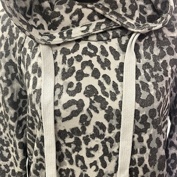 NSF NWOT LISSE FITTED HOODIE SIZE MEDIUM - Picture 8 of 12